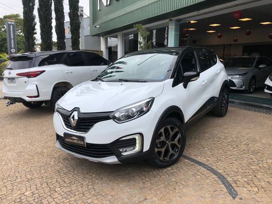 RENAULT CAPTUR 1.6 16V SCE FLEX INTENSE X-TRONIC RENAULT CAPTUR 1.6 16V SCE FLEX INTENSE X-TRONIC